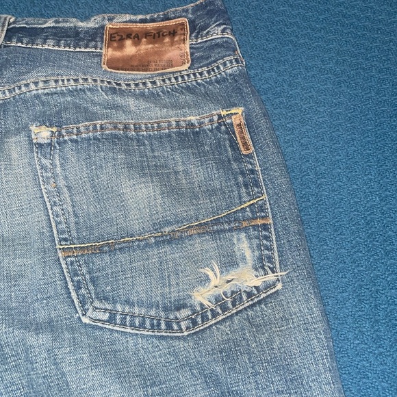 Rare 2000s Ezra Fitch jeans. 32x32 Distressed look. Baggy fit. - Picture 6 of 10